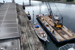 The Alma Doepel - 2nd mast being installed